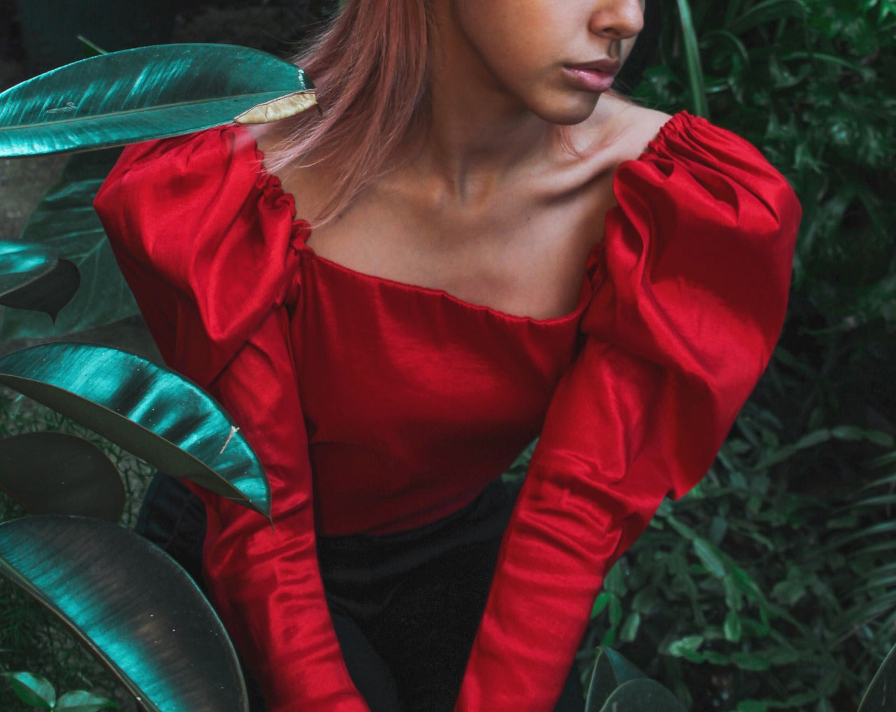 RED VINTAGE TOP